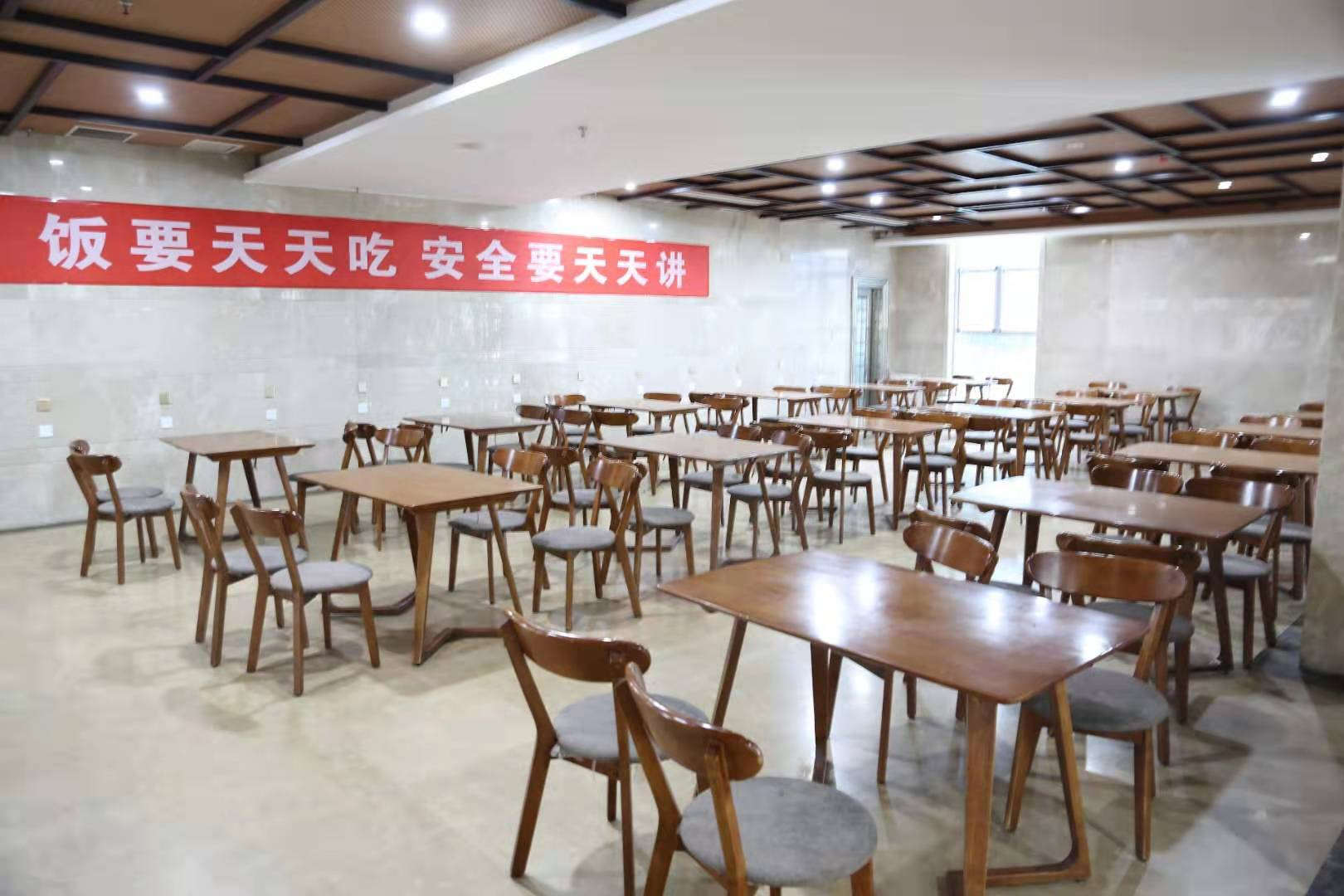 通泰驾校餐厅环境